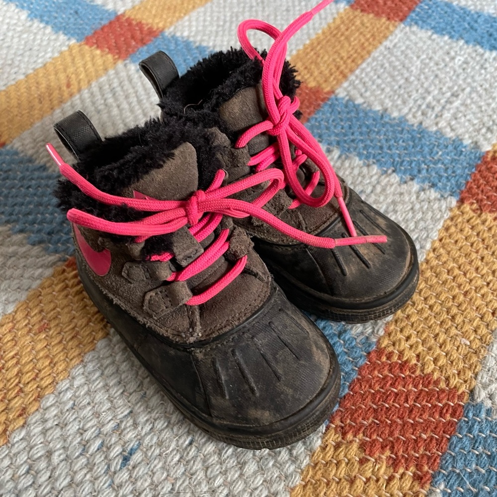 Nike Woodside Chukka 2 Toddler Winter Boots